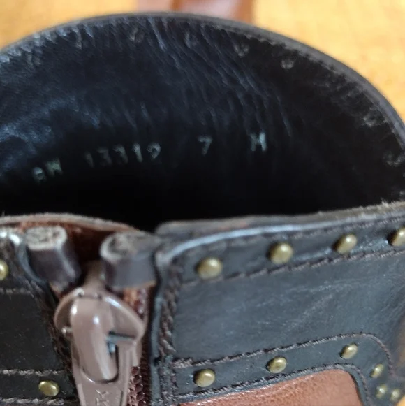 Stuart Weitzman Tri Colored Leather Studded Pointed Toe Western Boots - Picture 6 of 10